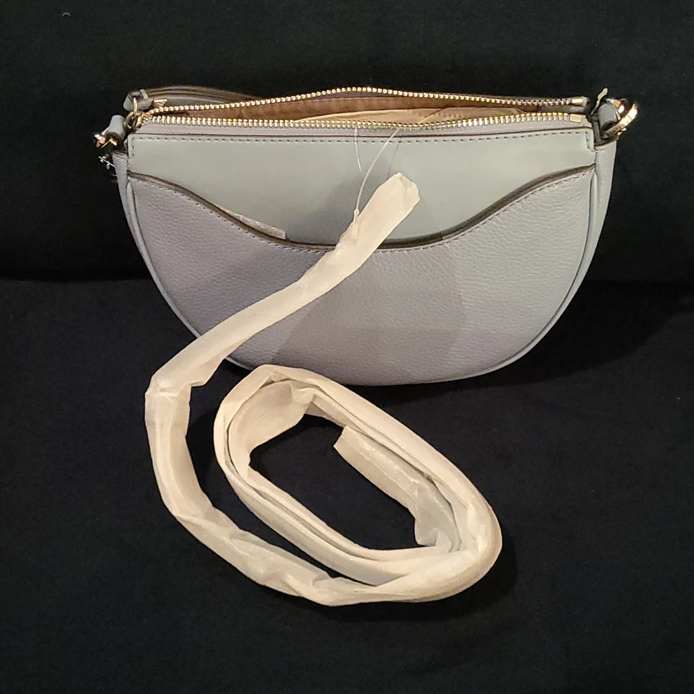 NWT Michael Kors Dover Half Moon Leather Shoulder Bag Chambray/Silver Or… - Picture 3 of 3